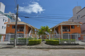 Apartamento 1 Andar a duas quadras Mar Farol 3 Com piscina